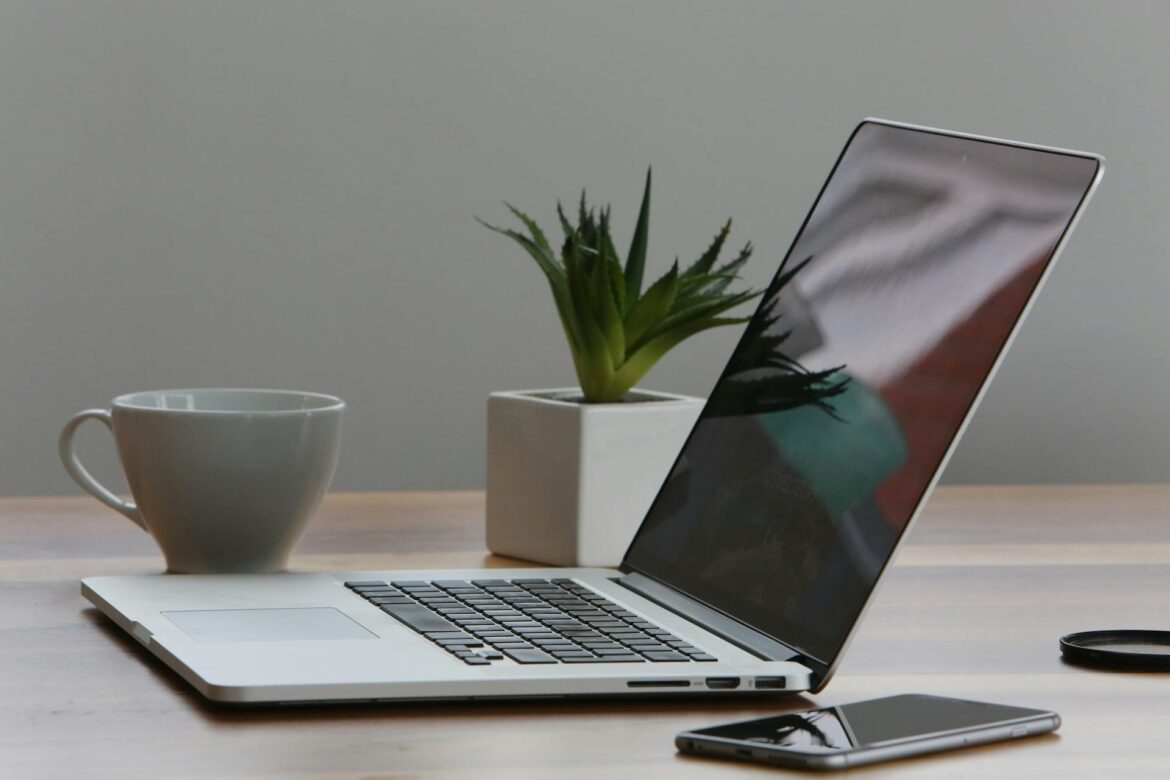 Laptop Buying Guide: Specs That Matter (and Those That Don’t)